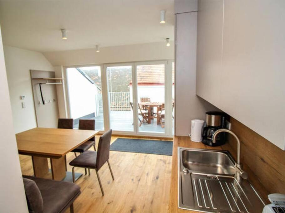 Luxury 2-Floor Rooftop Apartment With Terrace In The City Center ウィーン エクステリア 写真