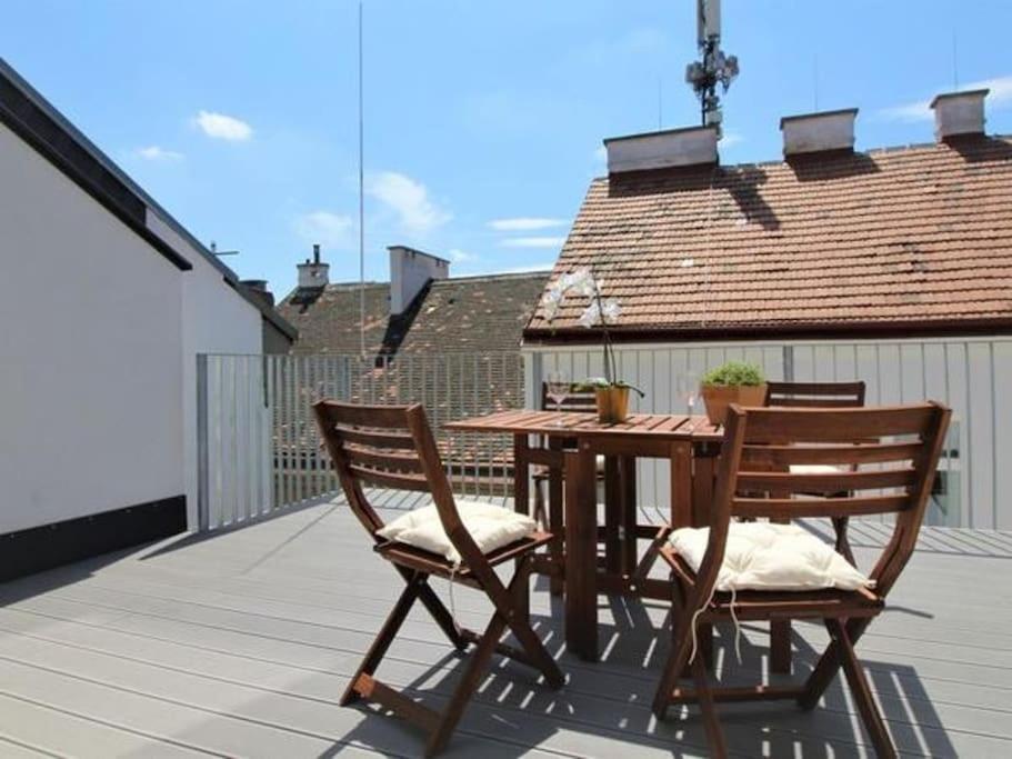 Luxury 2-Floor Rooftop Apartment With Terrace In The City Center ウィーン エクステリア 写真