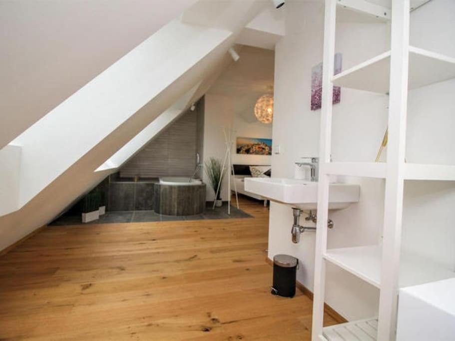 Luxury 2-Floor Rooftop Apartment With Terrace In The City Center ウィーン エクステリア 写真